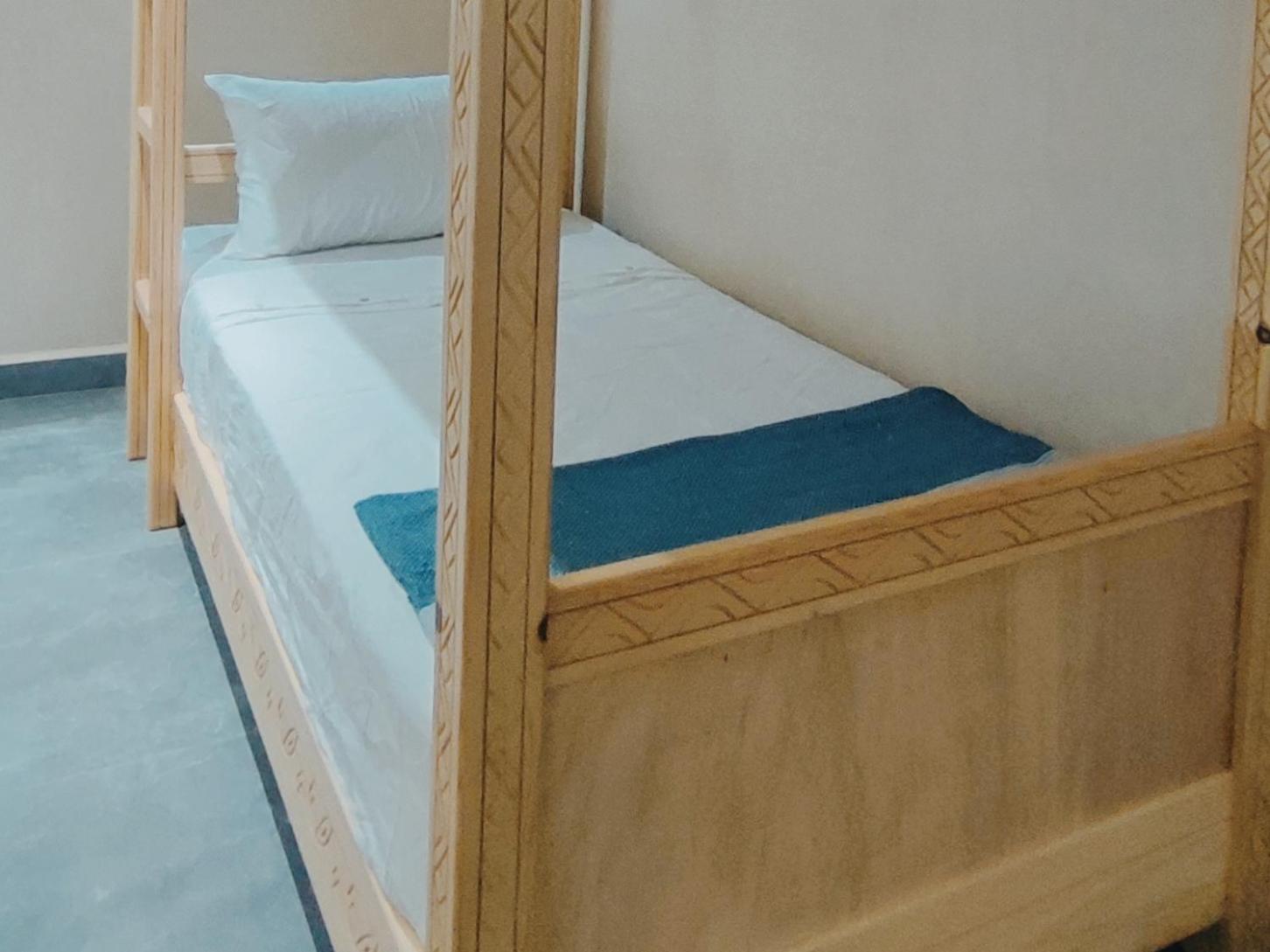 Tayyurt Surf Camp Tamraght Aourir Hostel Imi Mikki Room photo
